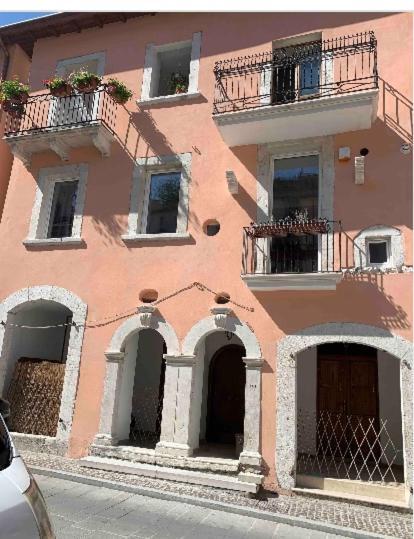 شقة A Casa Di Rocco كاستل دي سانجرو المظهر الخارجي الصورة